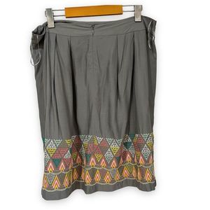 COPY - Monsoon grey skirt 2 pockets back zipper closure multicolour detail alon…